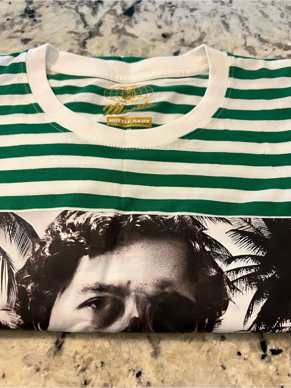 Hasta Meurte Green & White Striped Graphic Tee with Pablo Escobar “Hustle Daily - Picture 6 of 9